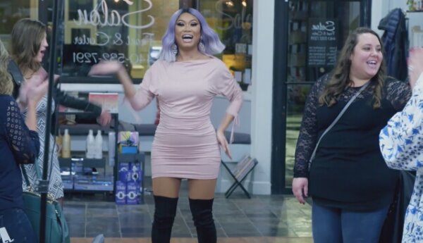 Przemiana w stylu drag queen: Drag queen ruszają na ratunek!
